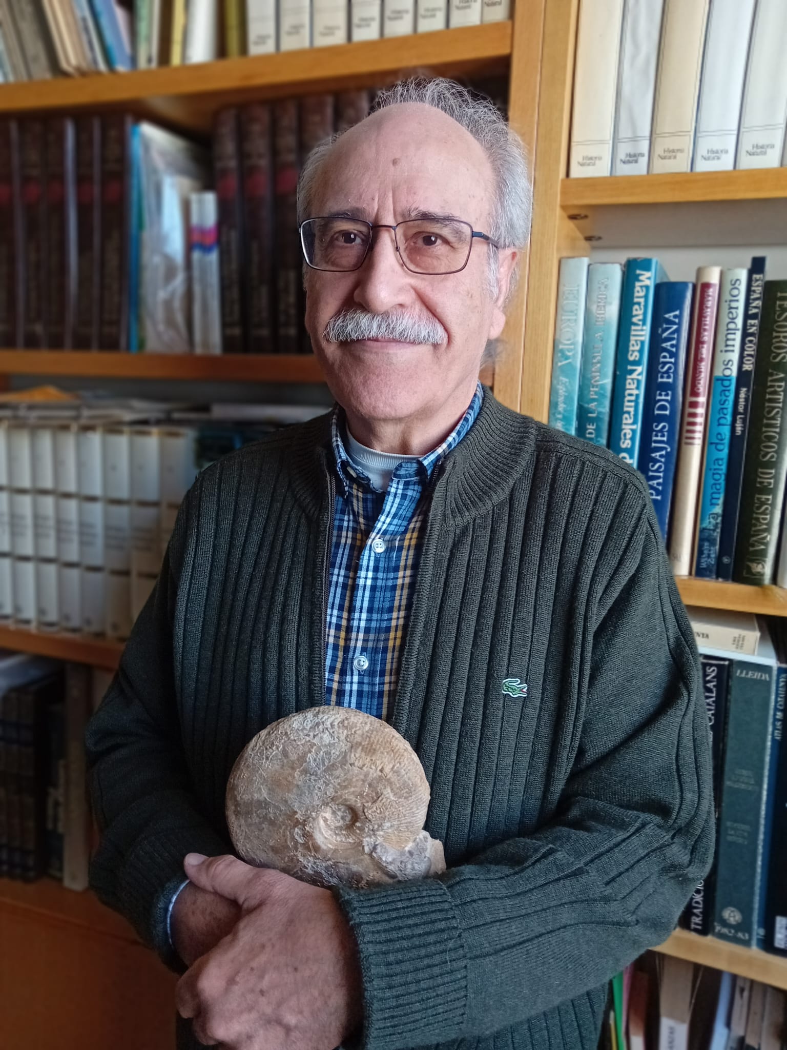 Profersor Heraclio Astudillo Pombo Blog Folklore de los Fosiles Ibericos